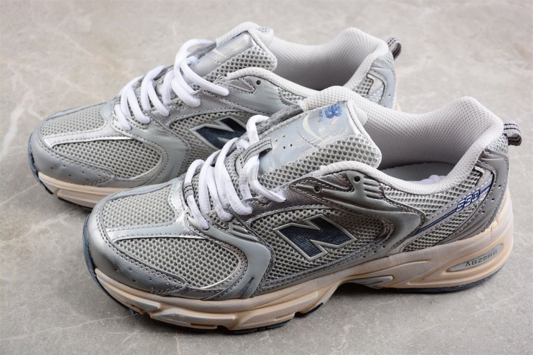 White and silver sale shoes