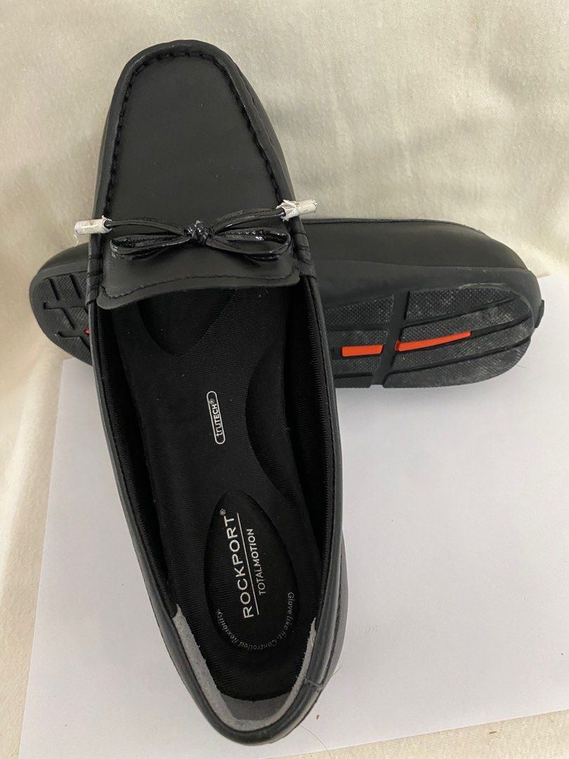 Who sells clearance rockport shoes