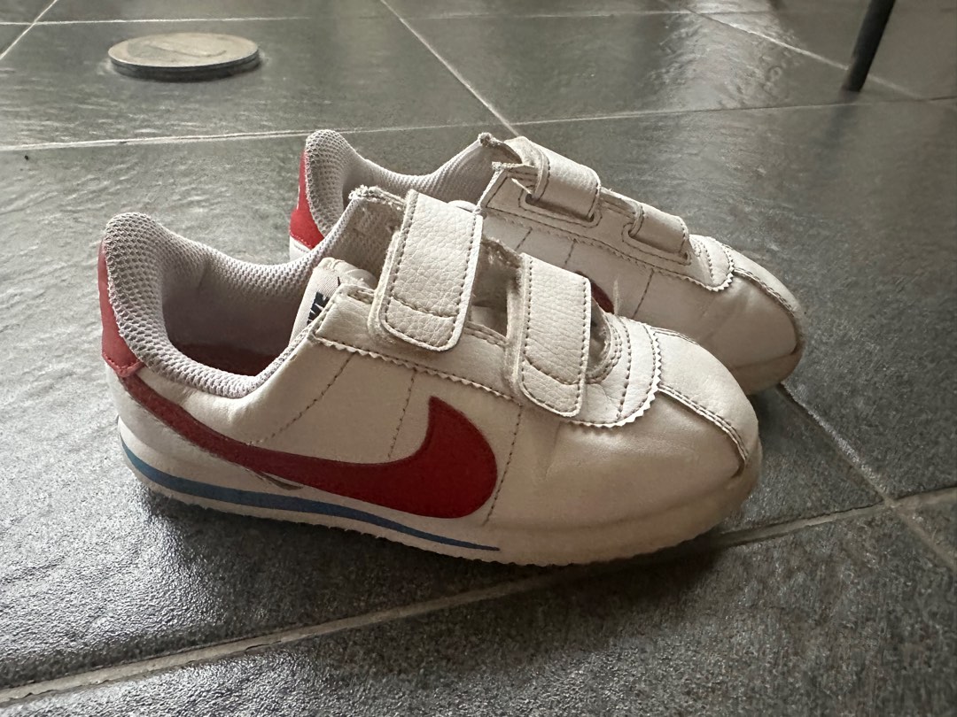 Nike cortez kids velcro sales