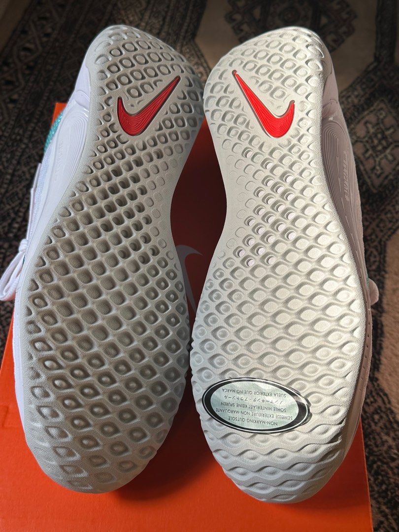 Non marking tennis shoes nike online