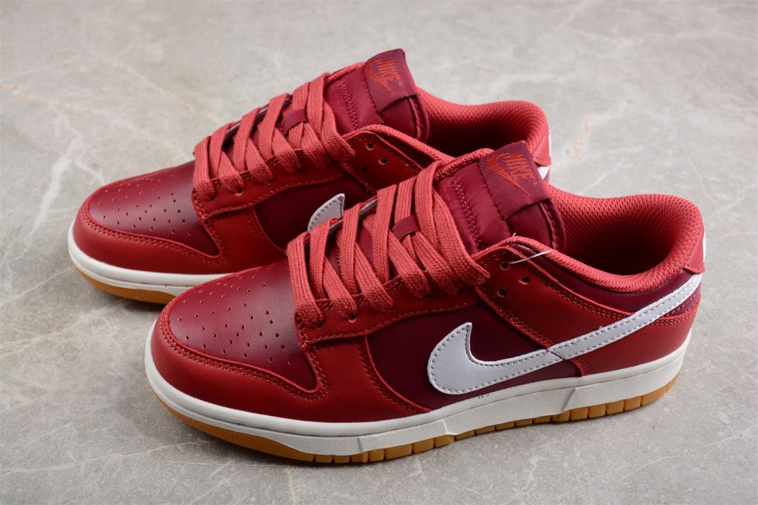 Red and white nike sb dunks hotsell