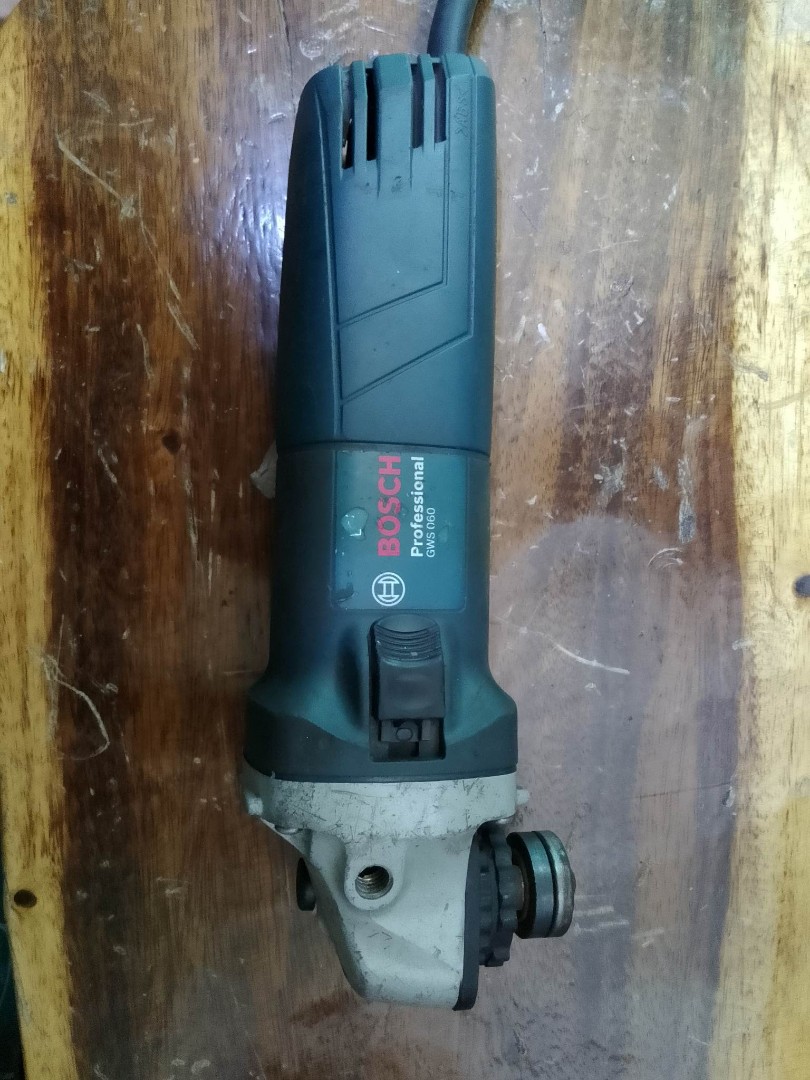 ORIGINAL BOSCH GRINDER ALL IN GOOD CONDITION 2300, Commercial