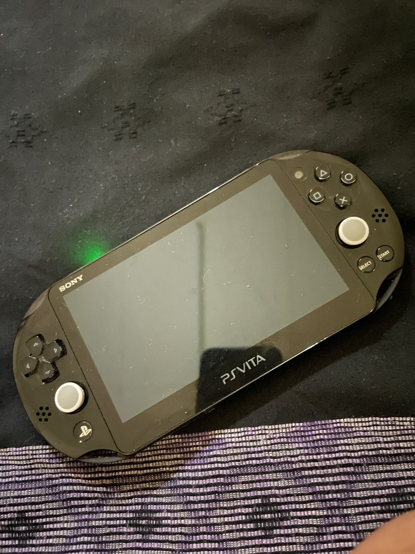 Ps Vita 2000 jailbreak henkaku, Video Gaming, Video Game Consoles