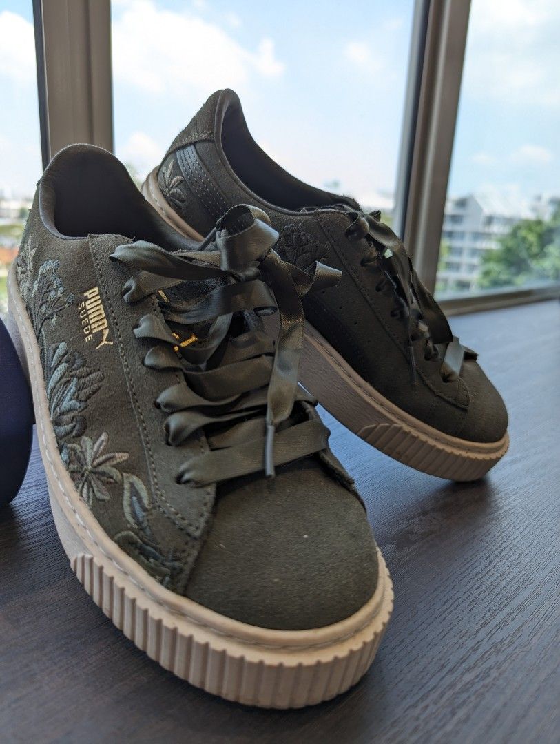 Puma Suede Ladies Sneakers