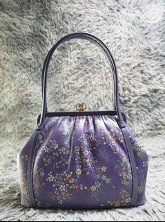 Purple Floral Kisslock Leather Hand Bag
