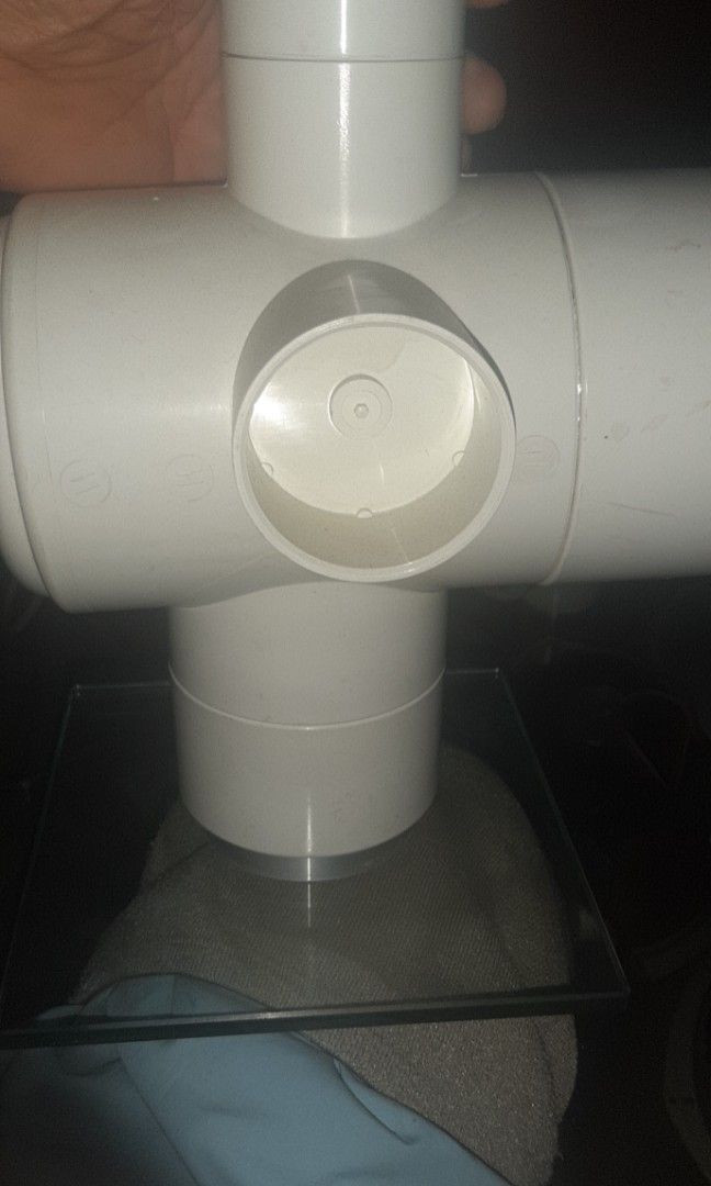 PVC PIPE SPEAKER WITH 4ING VOOFER AD 2 INS TERRTER. AND GLASS BASE VERY