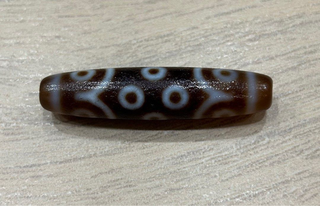 Rare 15 eyed symbol Tibet aged Dzi beads