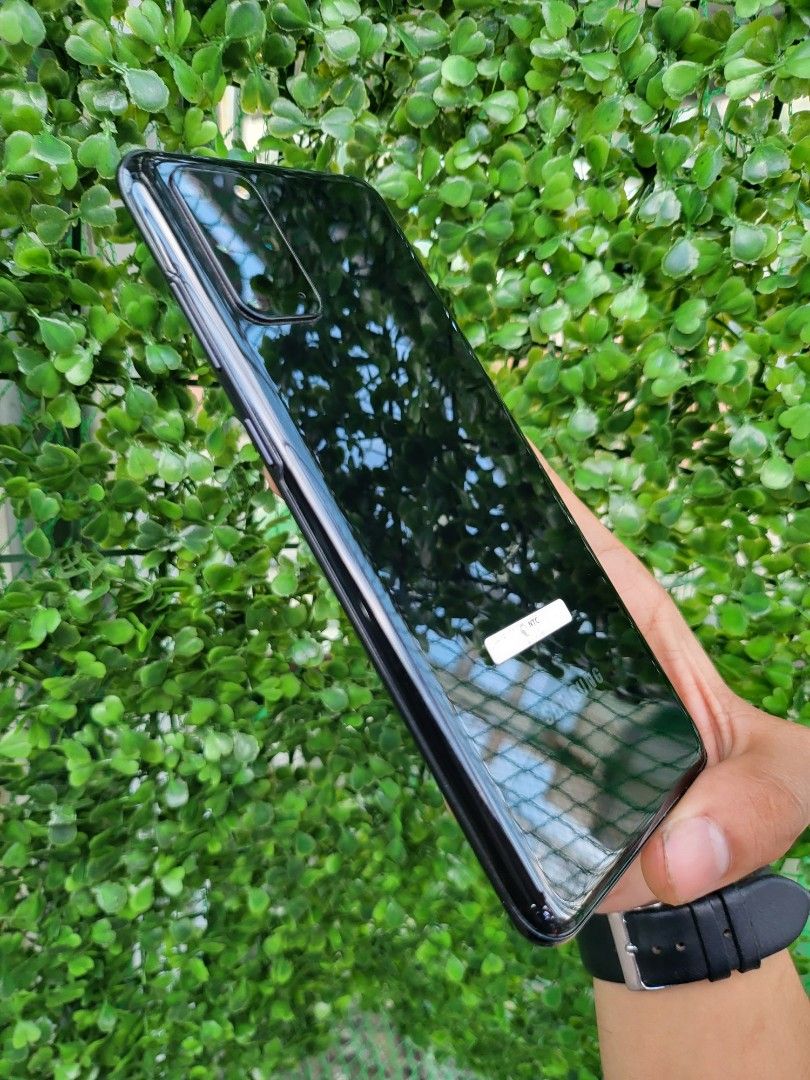 samsung S20 plus (Category: Samsung) located in Quezon City. Submitted by mubrogadgets (Listing ID 1262264937, Image 3). Description: SAMSUNG S20 PLUS Super smooth performance flagship phone Edge screen super linaw ng mga camera NO ISSUE NO HIDDEN ISSUE NO HISTORY OF REPAIR Ntc approval Smooth pang gamit no lag SUPER LINAW NG CAMERA SUPER SMOOTH FOR GAMING HIFH QUALITY DISPLAY 128GB/8GB RAM.