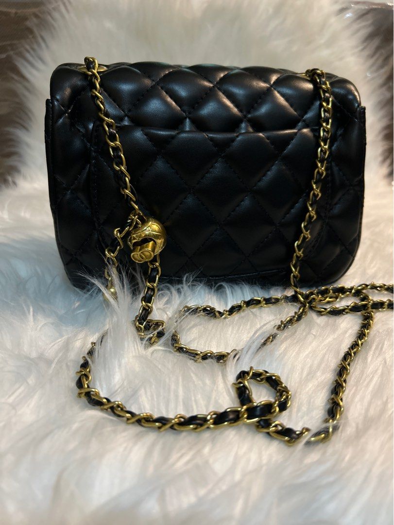 Seagloca Bag (Category: Luxury Bags & Wallets) located in Quezon City. Submitted by itschiquikay (Listing ID 1262120589, Image 3). Description: Like new. Used once. I got this in shopee ❤️ RFS: hindi kasya long wallet Hahaha 😂 FIRST PAY BASIS. Shipping is via grab, lalamove (to be booked by buyer), or go go xpress (2-3 days leadtime).