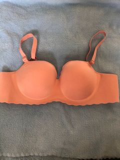 (Category: ) located in . Submitted by joella_12 (Listing ID 1262144317, Image 1). Description: .