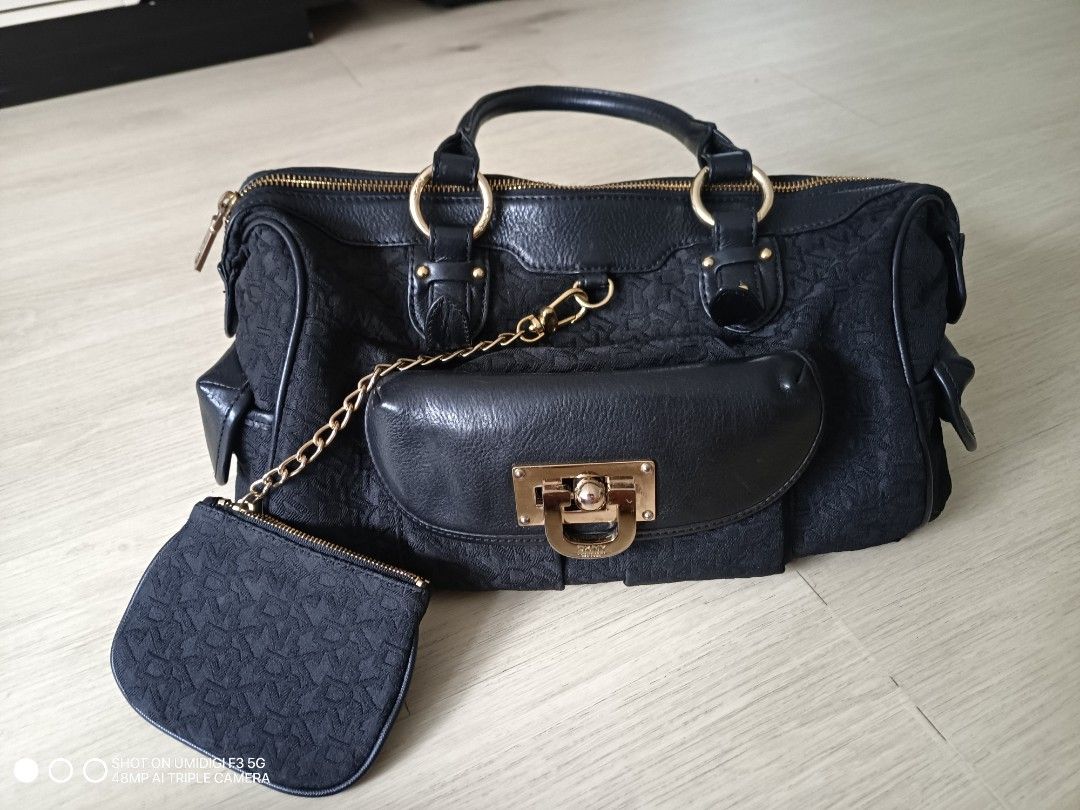 Second hand dkny bags store