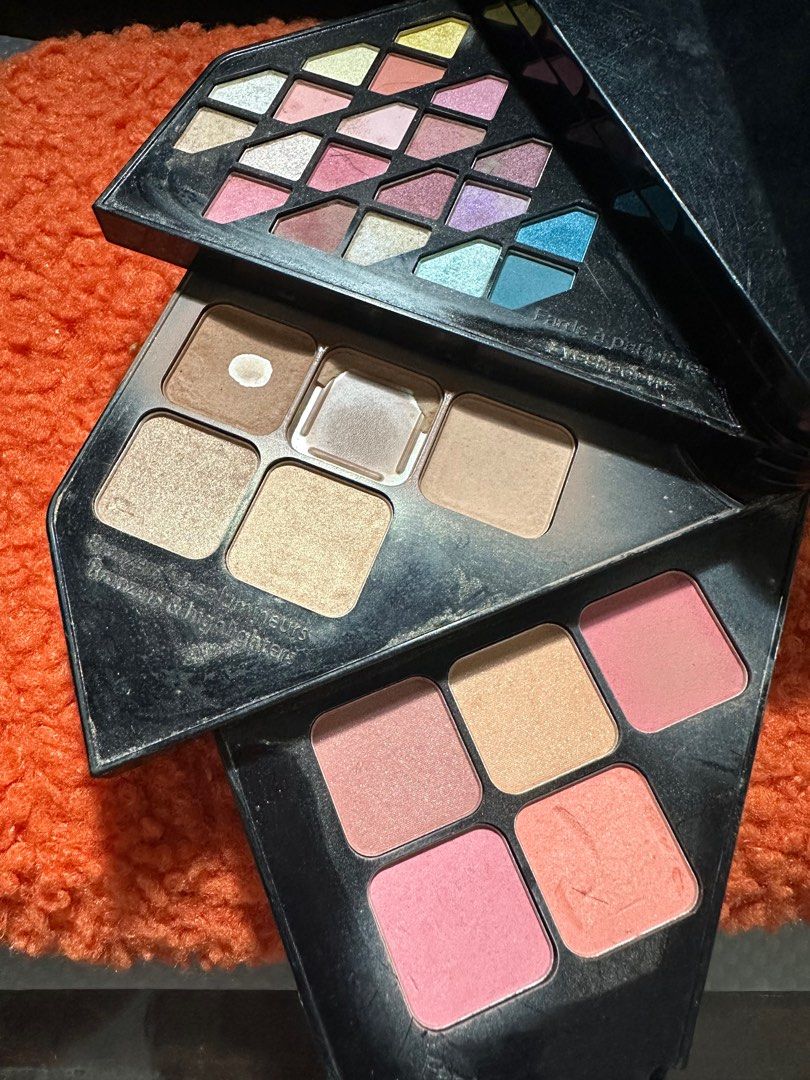 Sephora make up set (Category: Makeup) located in Pasig City. Submitted by closetcleanoutmnl (Listing ID 1262208359, Image 3). Description: .
