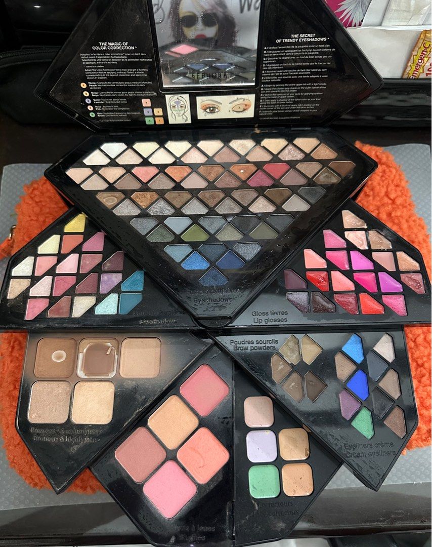 Sephora make up set (Category: Makeup) located in Pasig City. Submitted by closetcleanoutmnl (Listing ID 1262208359, Image 1). Description: .