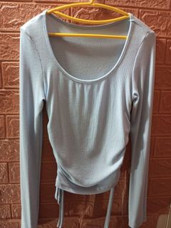 (Category: ) located in . Submitted by Amore (Listing ID 1262209898, Image 1). Description: .