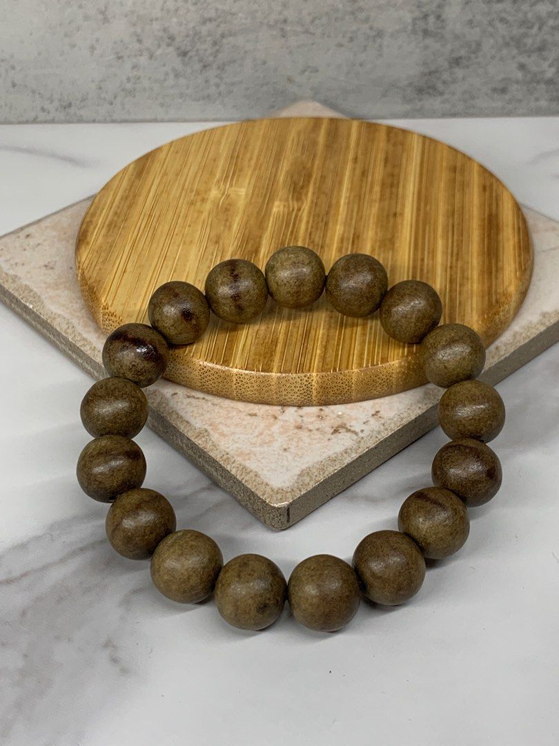 Simple plain agarwood bracelet