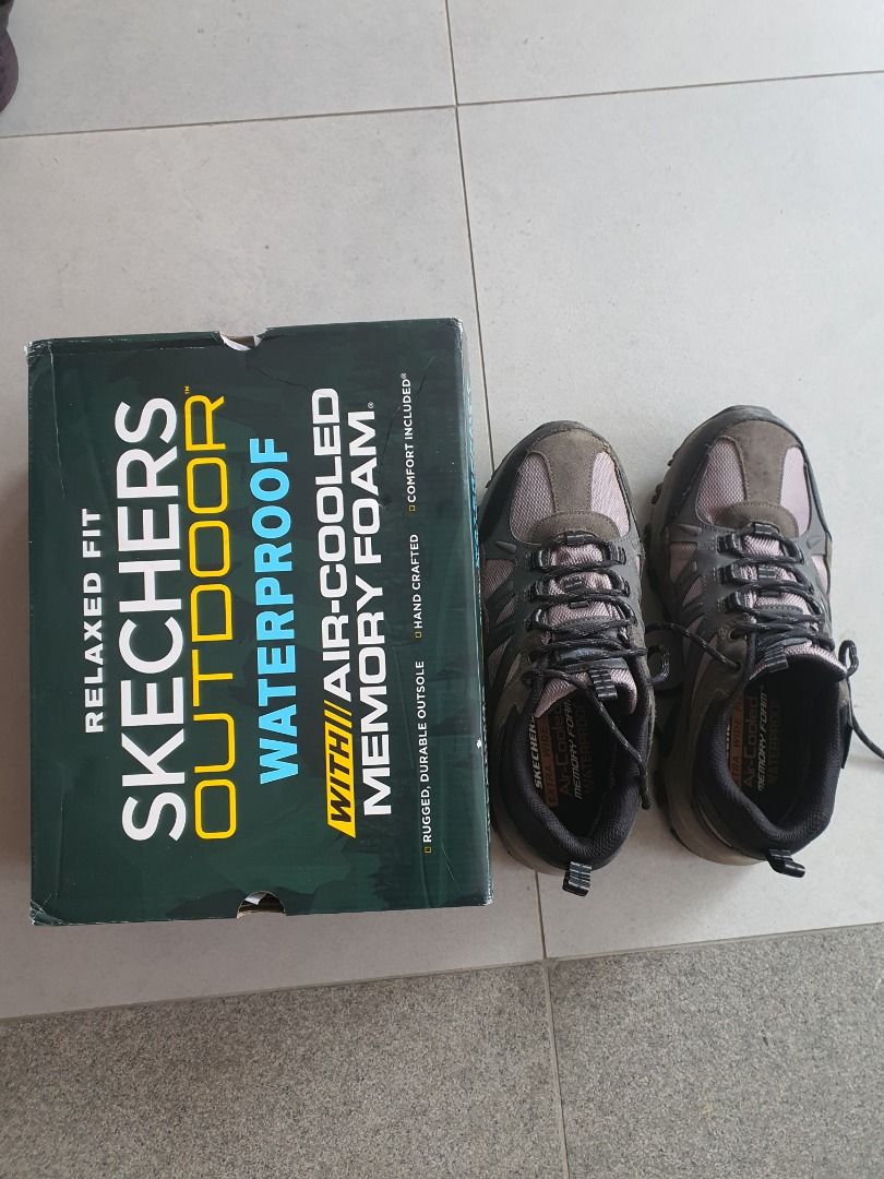 Sketchers Memory Waterproof Wide Relaxed Fit Hiking Boots Shoes