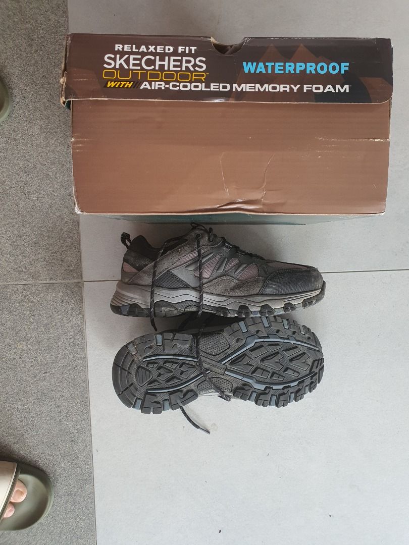 Skechers air cooled new arrivals memory foam waterproof boots
