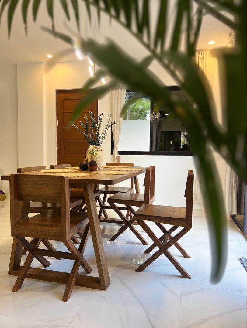 Solid Wooden Dining Table Set (Category: Tables & Sets) located in Pasig City. Submitted by holzph (Listing ID 1262214704, Image 1). Description: For a more rustic and modern look, our 6 seater dining sets are made from solid wood, insuring long lasting furniture ⏳ Tables are fully customizable in size and design ✅ . . Delivery around Metro Manila, and greater Luzon 🇵🇭.