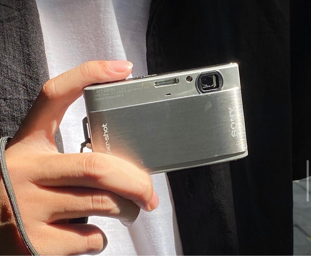 Sony Cybershot DSCTX1, Photography, Cameras on Carousell