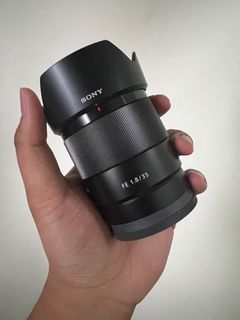 Sony  F1.8 35mm Prime Lens