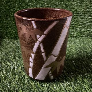 Louis Vuitton Vase Review - PORCELAIN VASE PETITE BOITE CHAPEAU -  ルイヴィトン陶器の花瓶