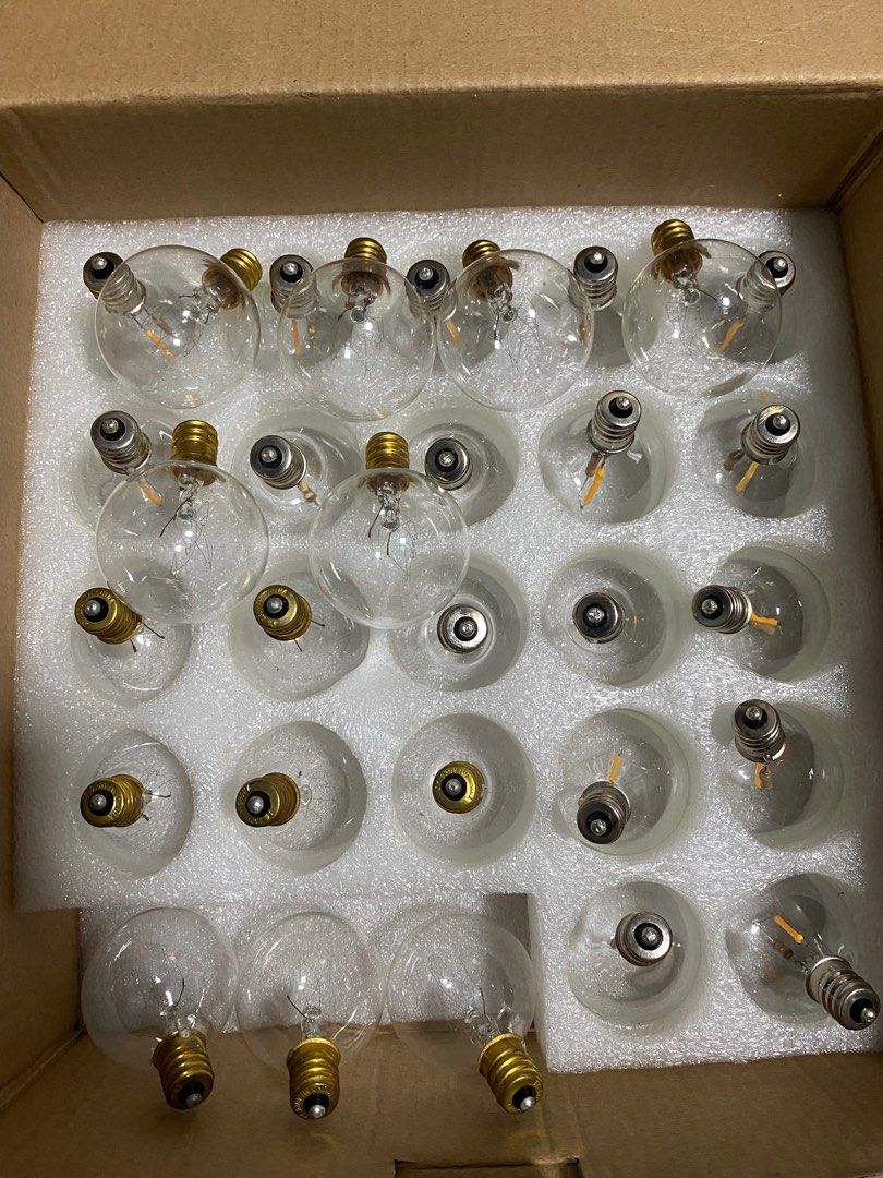 String Light (Category: Lighting) located in Singapore. Submitted by lzhlee (Listing ID 1262296754, Image 3). Description: Box doesn’t clearly state but I think it’s ard 5m . Comes with additional 30 x bulb .