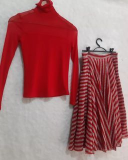 Clearance Sale Stunning mix and match red chiffon top and shimmering pleated skirt M-L