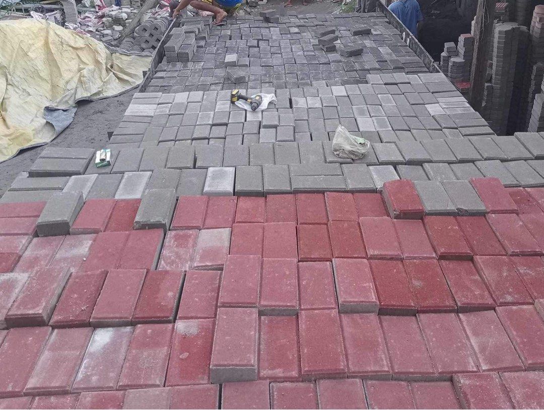 Supplier Paving Blocks (Category: Construction & Building Materials) located in Santa Maria. Submitted by rcjoycestonetrading (Listing ID 1262309186, Image 2). Description: Available in various designs and colors. 2x4x8 inches For outdoor flooring, pathways/walkways,patios and parking areas. Message me for more infos. ✅Direct Manufacturer.