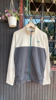 (Category: ) located in . Submitted by yatthriftstore2 (Listing ID 1262280625, Image 1). Description: .