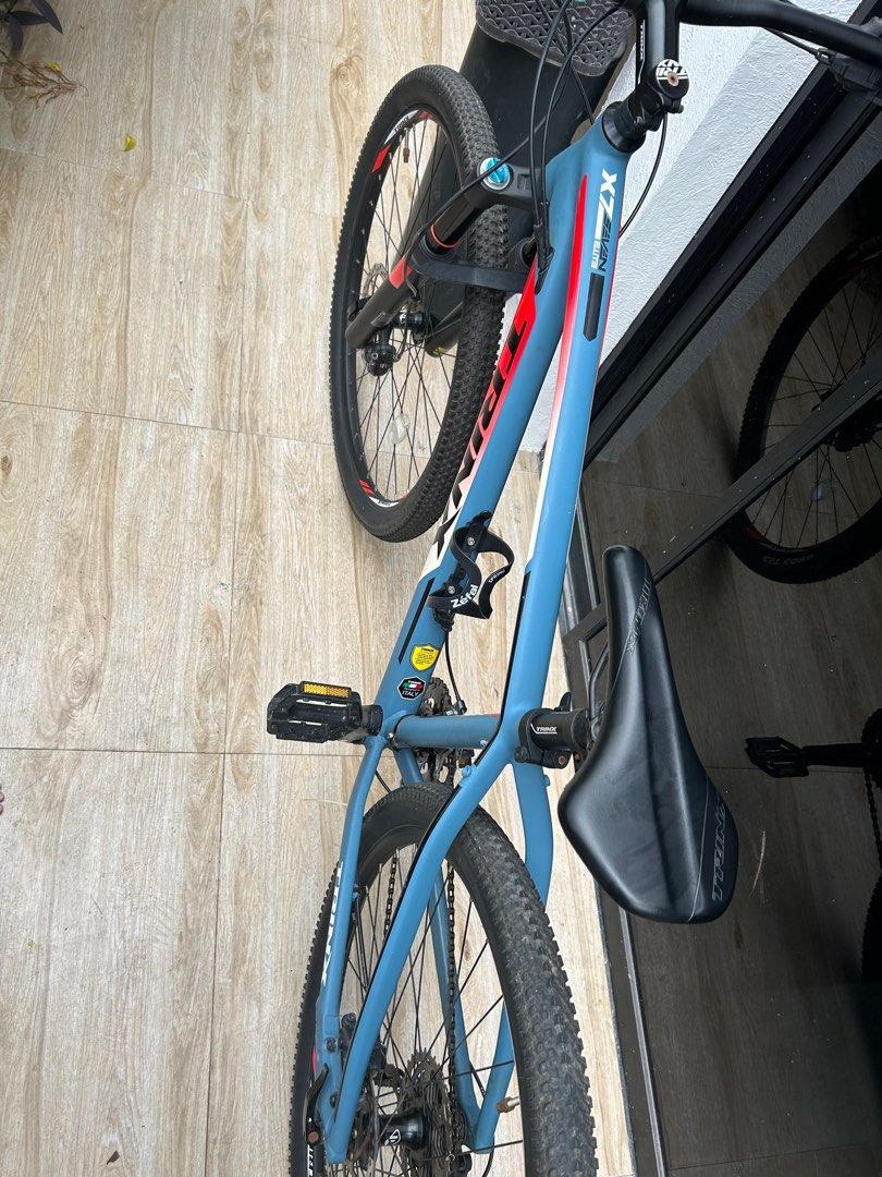 TRINX x7 Elite Mtb 27.5er (Category: Bicycles) located in Makati City. Submitted by nicolo. (Listing ID 1262146763, Image 2). Description: FRAME: FRAME: 27.5”x 19” or 21” Alloy Tri-Butted Smooth Welding with Internal Cable Routing FORK: Magnesium Air Remote LockOut Suspension ,Travel: 100MM NET WEIGHT: 12.1kg COMPONENTS: PEDAL: Feimin Alloy SADDLE: SR Sport HANDLEBAR: Trinx Alloy Flat DRIVETRAIN: SHIFTER: Shimano Deore SL-M6000 FD: Shimano Deore 