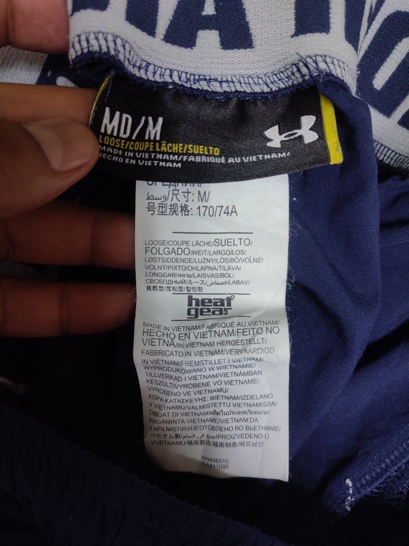 UNDER ARMOUR ACTIVE SHORTS Men s Fashion Bottoms Shorts on