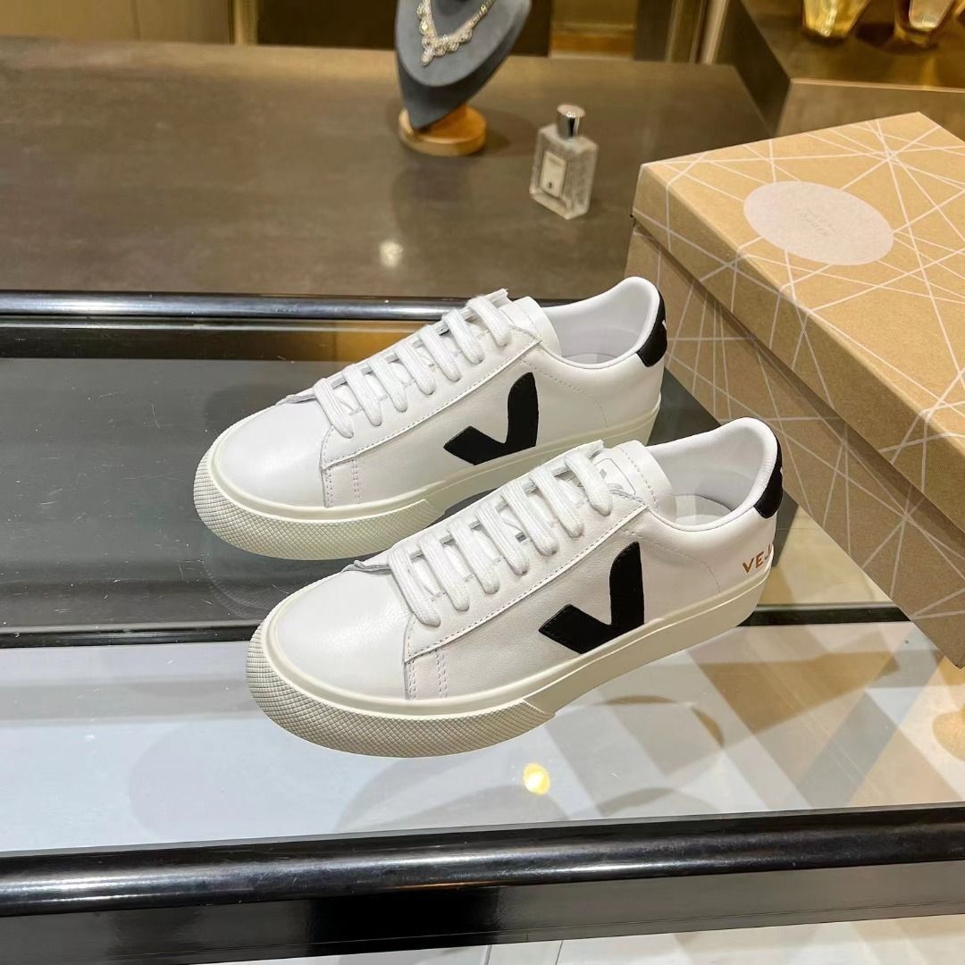 Buy on sale veja sneakers