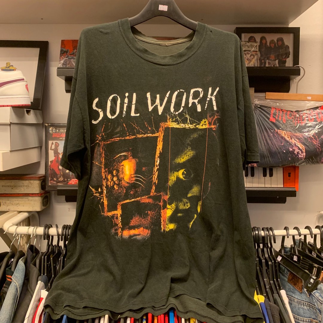 vintage 00s band t shirt soilwork, Men's Fashion, Tops & Sets, Tshirts & Polo Shirts on Carousell