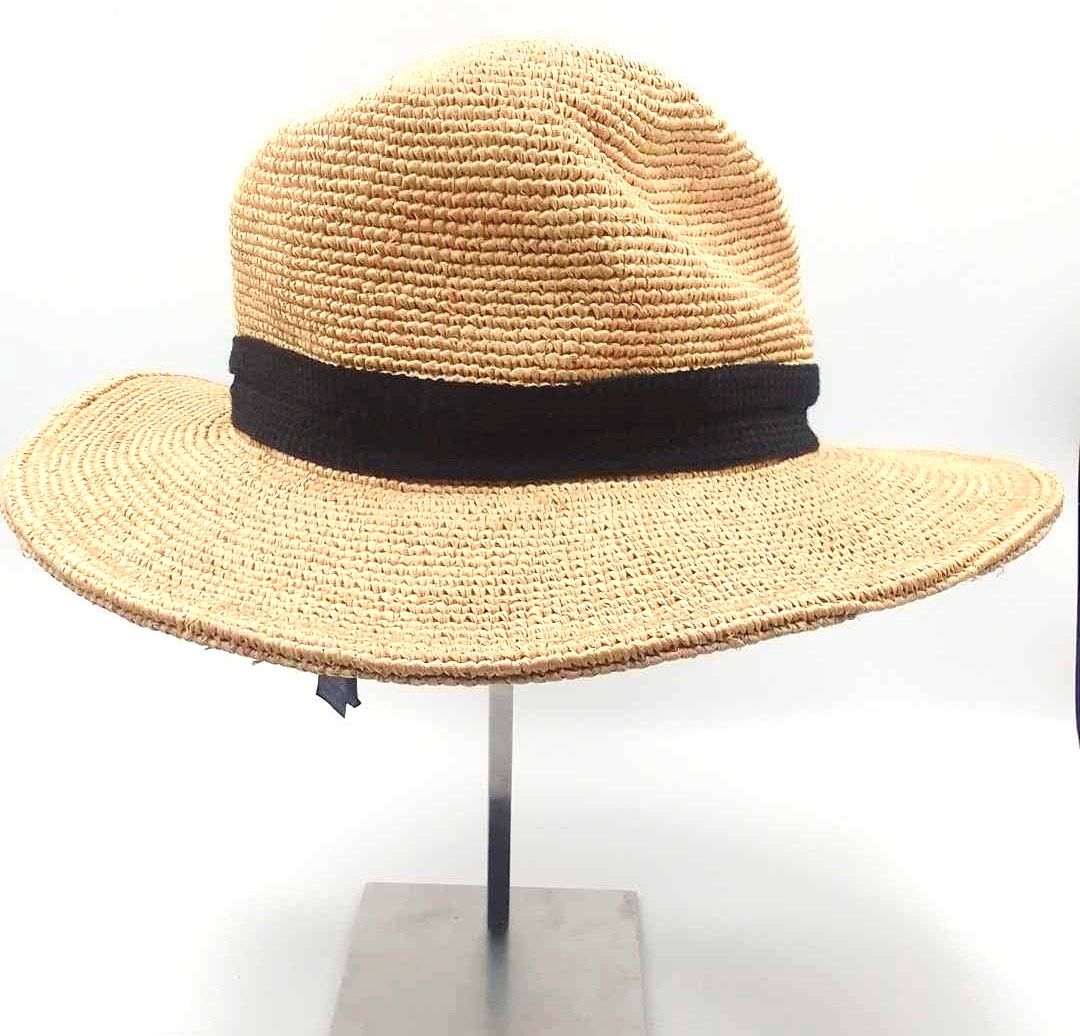 Zara Fedora Hat, Women's Fashion, Watches & Accessories, Hats & Beanies on Carousell