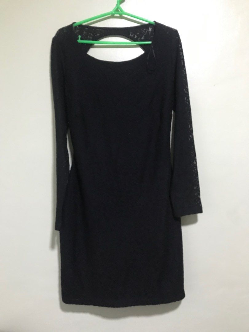 Zara Sexy back dress (Category: Dresses) located in Quezon City. Submitted by declutterwithsandy (Listing ID 1262183208, Image 1). Description: Used once CHECK YOUR FREE ITEM HERE 👇🏾 https://carousell.app.link/gq4IkluIvEb.