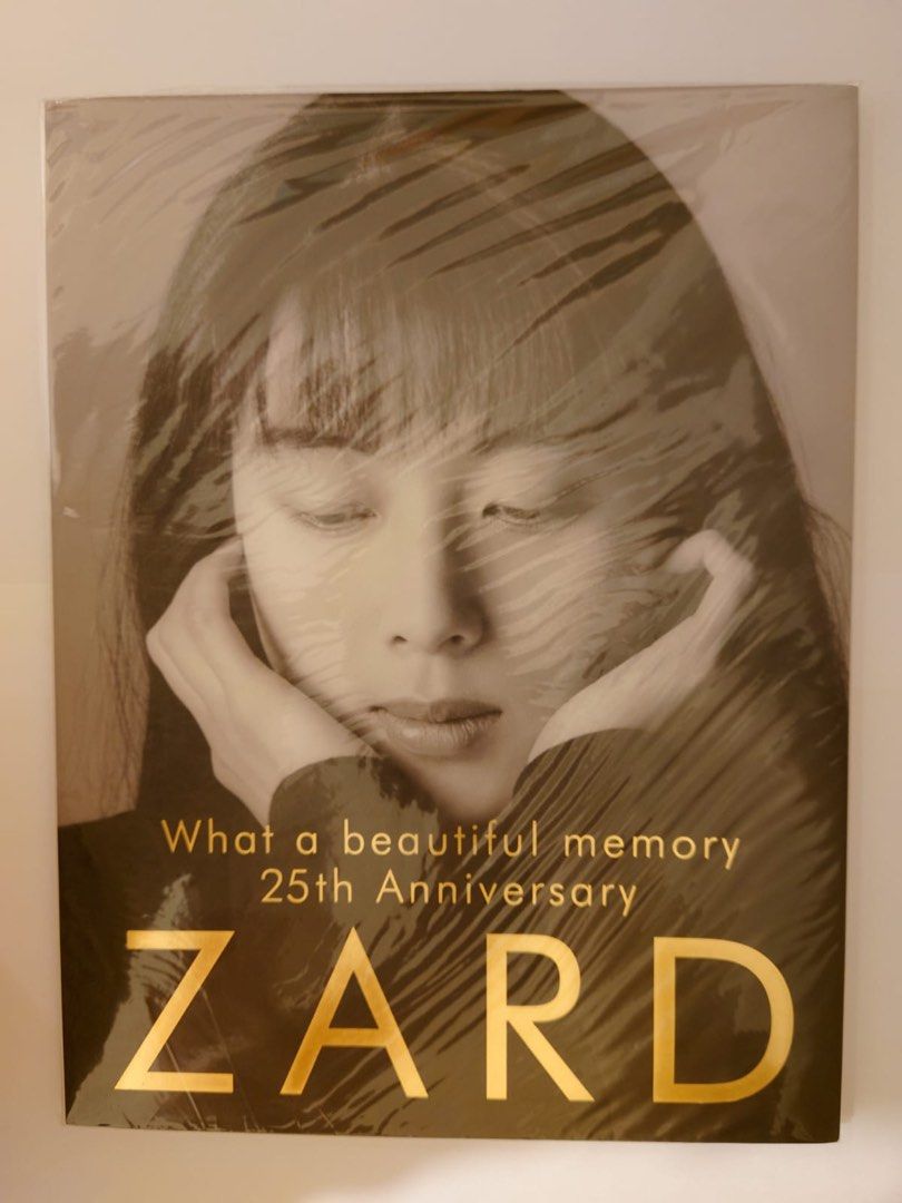ZARD Official : ZARD What a beautiful memory 25th Anniversary 写真集  (2016年發行), 保存極新淨, 市面非常罕有, 極具收藏價值。