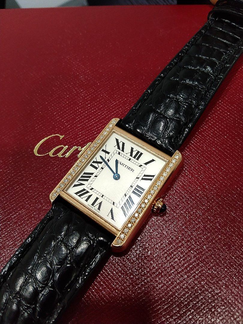 Cartier tank hotsell solo 18k