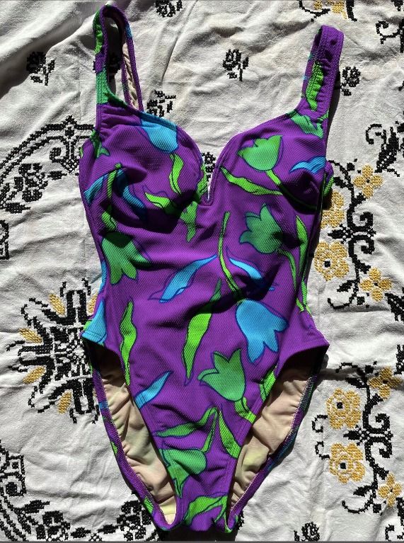 1990s La Blanca Purple and Neon Green Tulip Textured French Cut One Piece  Swimsuit, Women's Fashion, Swimwear, Bikinis & Swimsuits on Carousell