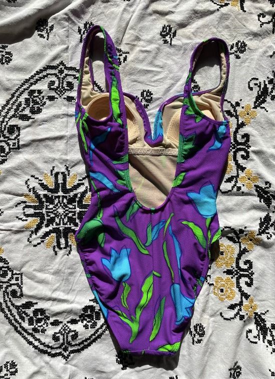 1990s La Blanca Purple and Neon Green Tulip Textured French Cut One Piece  Swimsuit, Women's Fashion, Swimwear, Bikinis & Swimsuits on Carousell