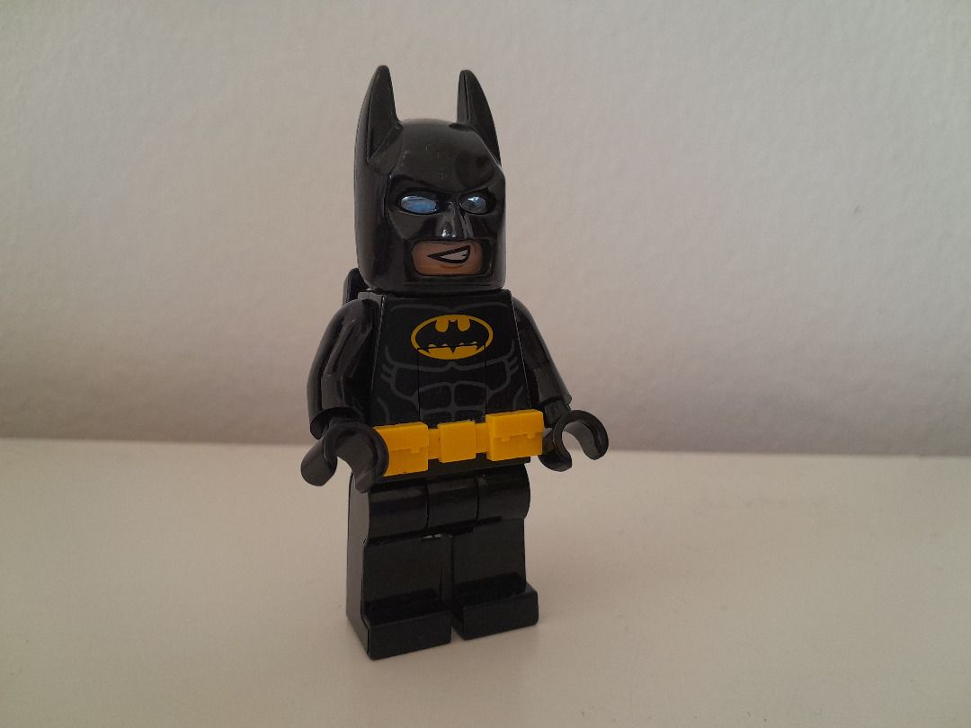 2013 LEGO DC Super Heroes Batman 3.25