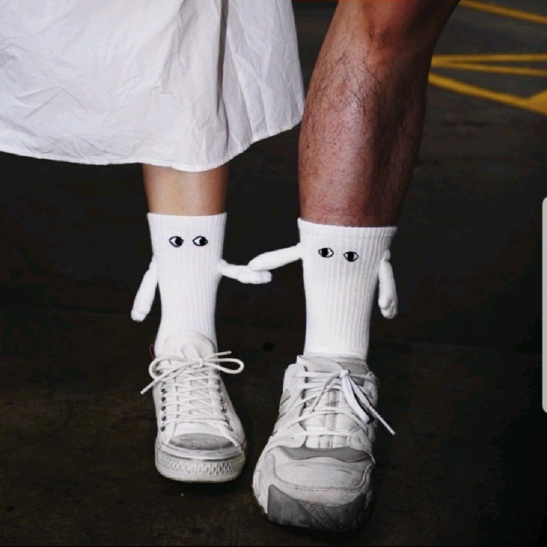 White converse socks store