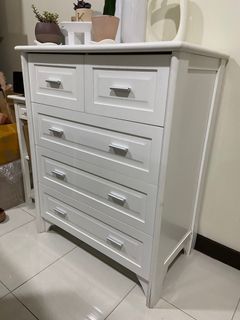 (SOLD) 4-layer big duco finish white chest drawer / cabinet / makeup dresser (REAL WOOD)