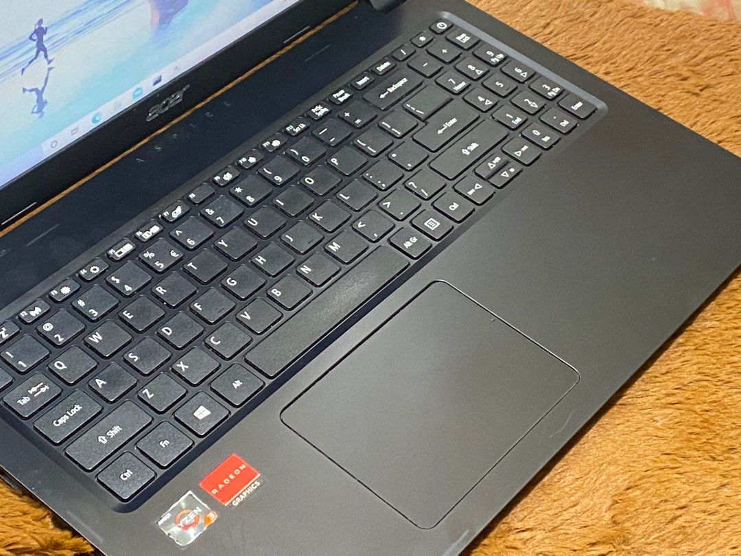 ACER Aspire 3 A315-42G 15.6”inch (4Gb ram 1Tb SSD Ryzen 3 3k series ...