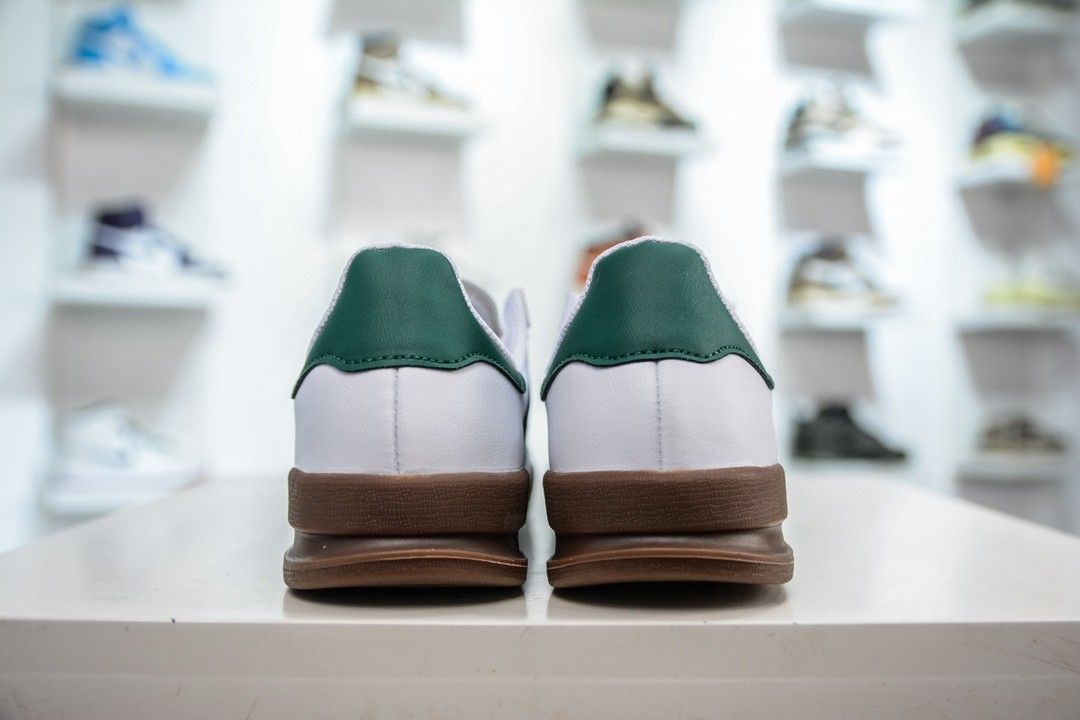 Adidas original jeans green online