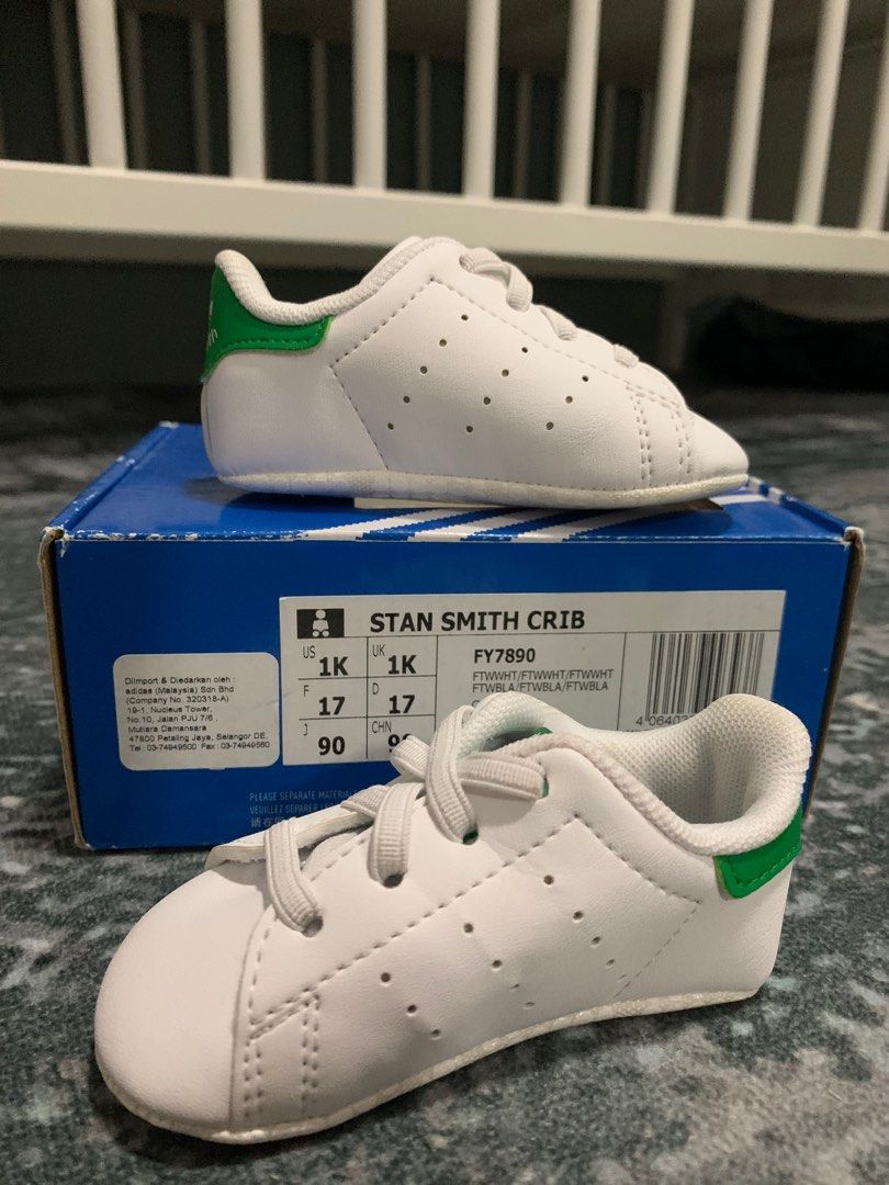 Adidas crib outlet shoes size 0