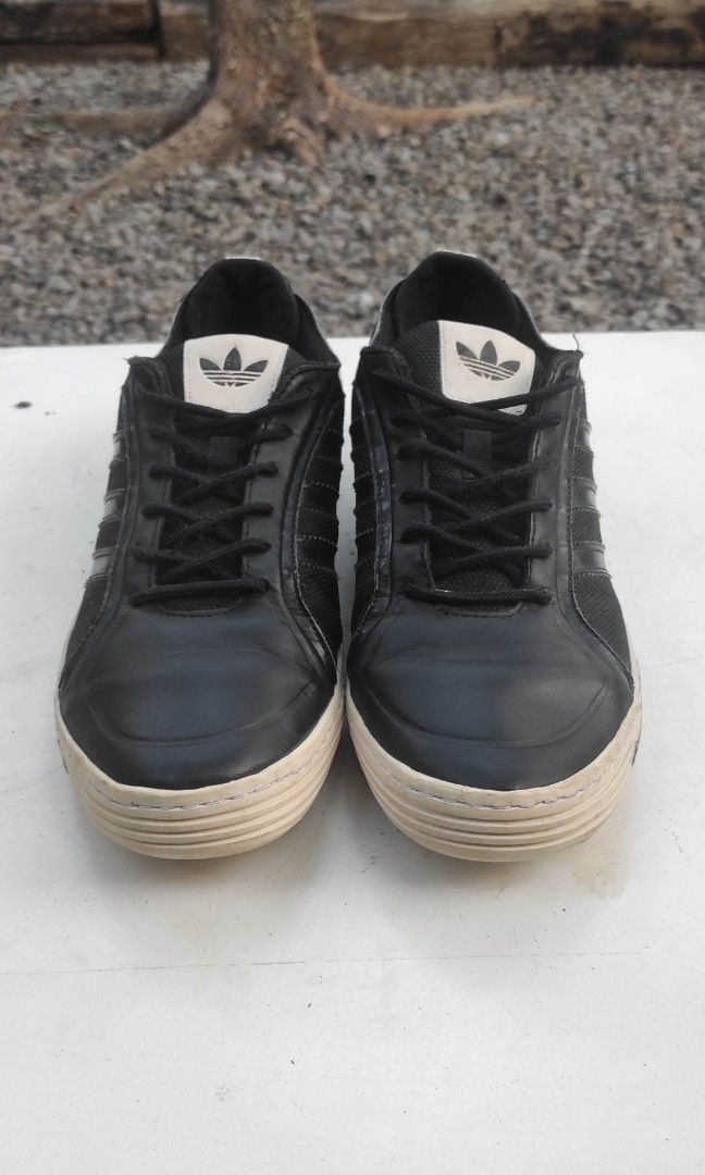 Adidas x goodyear, Fesyen Pria, Sepatu , Sneakers di Carousell