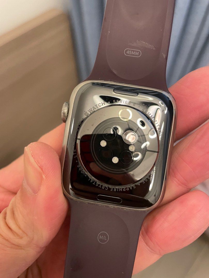 Apple Watch 44mm Series 6 - Titanium, 手提電話, 智能穿戴裝置及智能