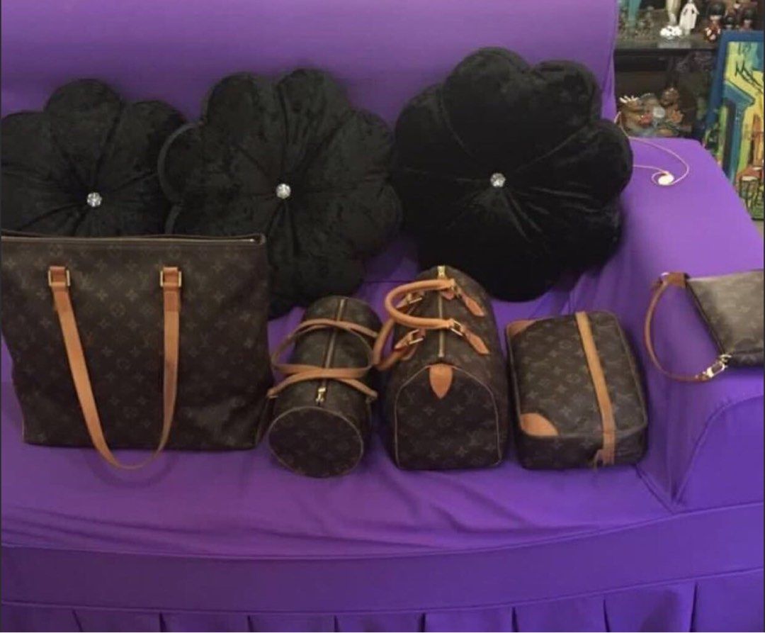 Authentic Louis Vuitton bags (Category: Luxury Bags & Wallets) located in Batangas. Submitted by girlmeetspurple (Listing ID 1262340853, Image 2). Description: All authentic LV bags Dm for sure buyers Lv Pochette - 🇯🇵Sold Lv speedy 25 🌹Sold Lv papillon ✅available Lv cabas mezzo ✅available Lv compiegne 28 ✅available Pls Direct Message for individual price #lvph #lv #louisvuitton #louisvuittonph.