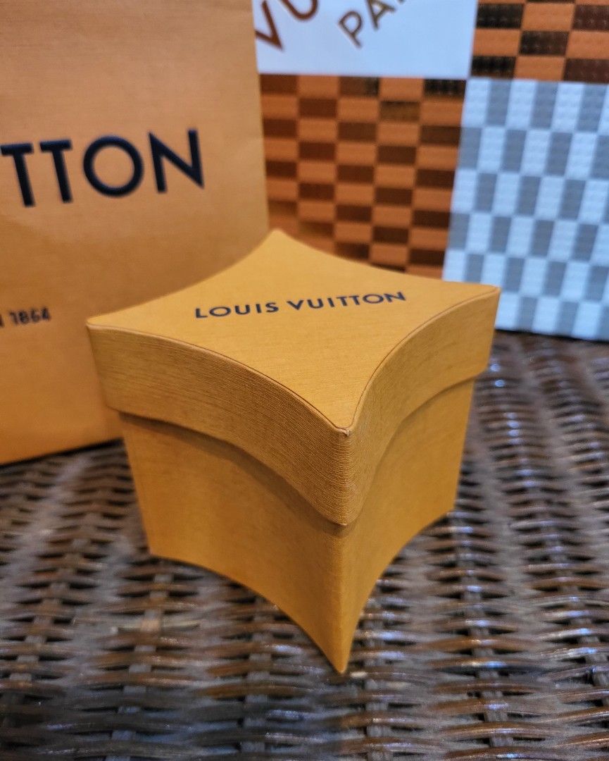 Louis Vuitton LV Shades Ring Brown Metal. Size M