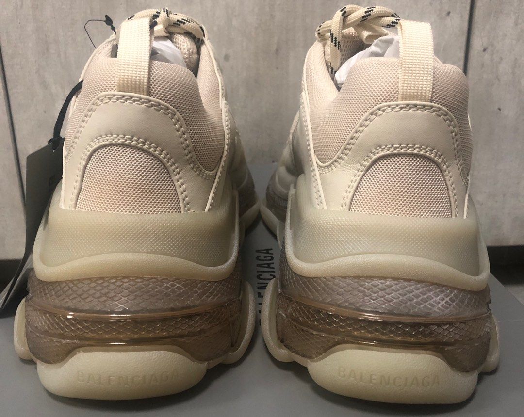 Balenciaga triple s cheap clear sole fake